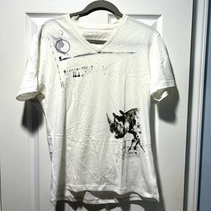 Express V-neck T-shirt